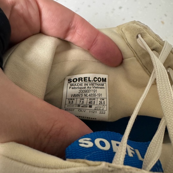 Sorel Women's Out N' About 503 Mid Sneaker Boots - Picture 8 of 9